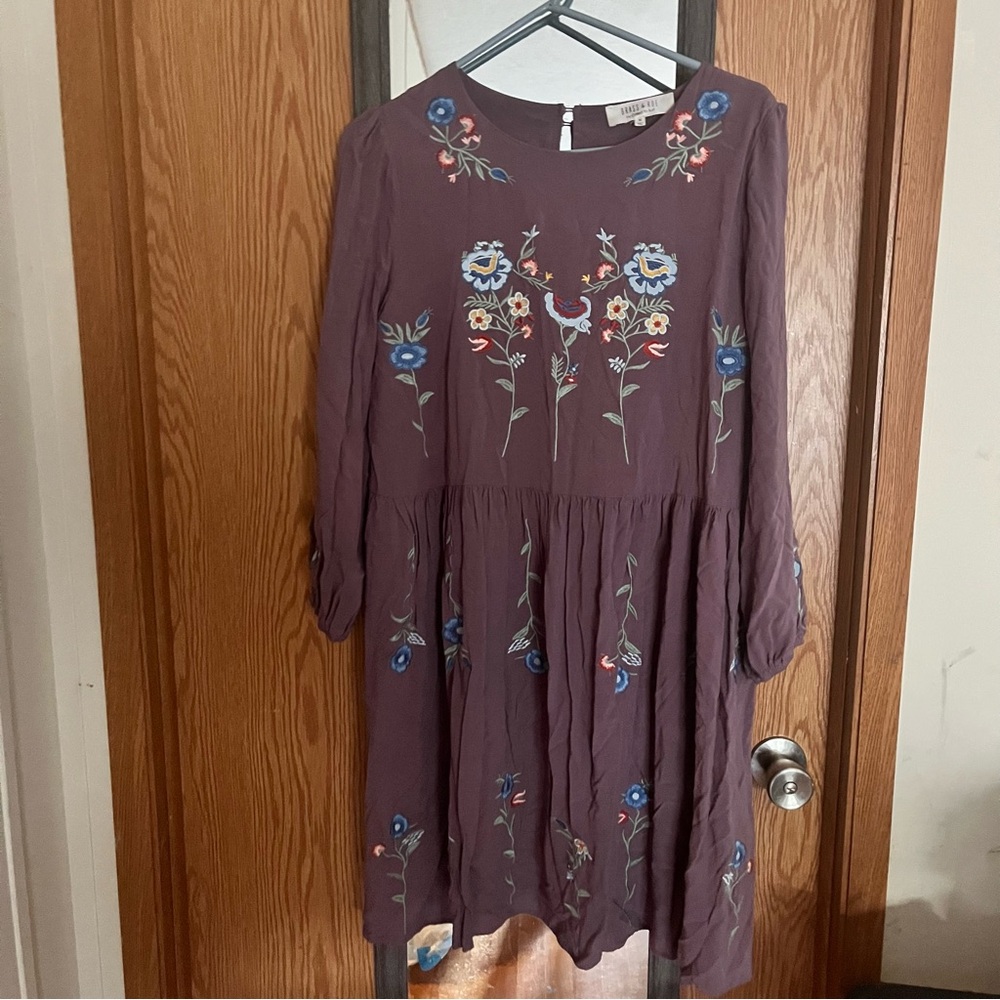 Floral Embroidered Long Sleeve Dress